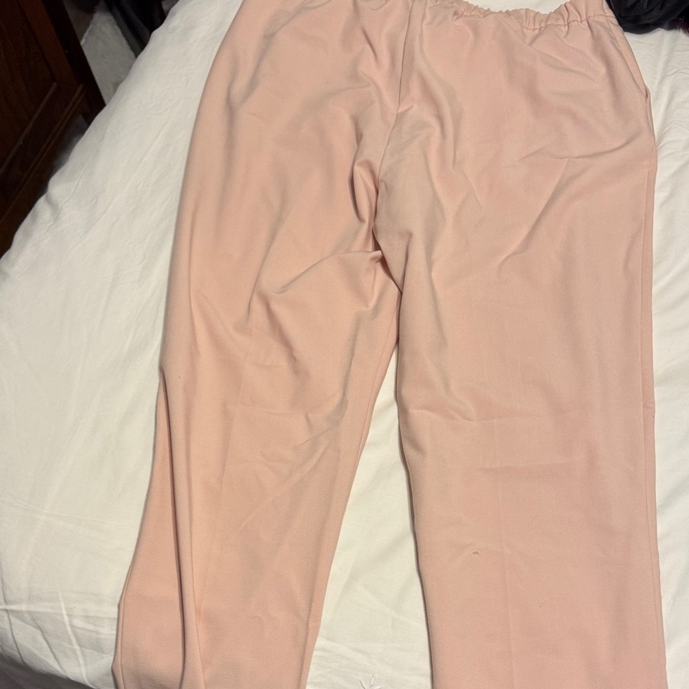 Calvin Klein Soft Pink Apparel - Picture 7 of 10